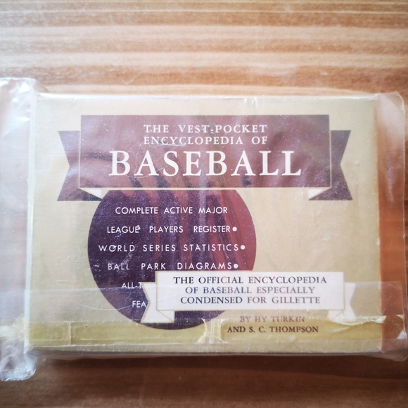 Vintage Baseball Book 1956 - Picture 5 of 5